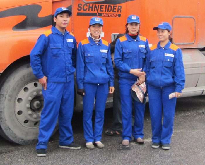 Dong-phuc-cong-nhan-Petrolimex